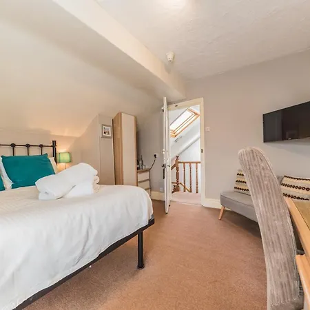 Holly-wood بيت ضيافة ويندرمير